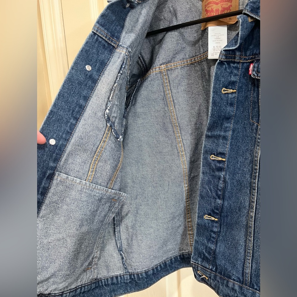 LAST CHANCE - Levi’s Youth Denim Jacket, NWT - Picture 2 of 5